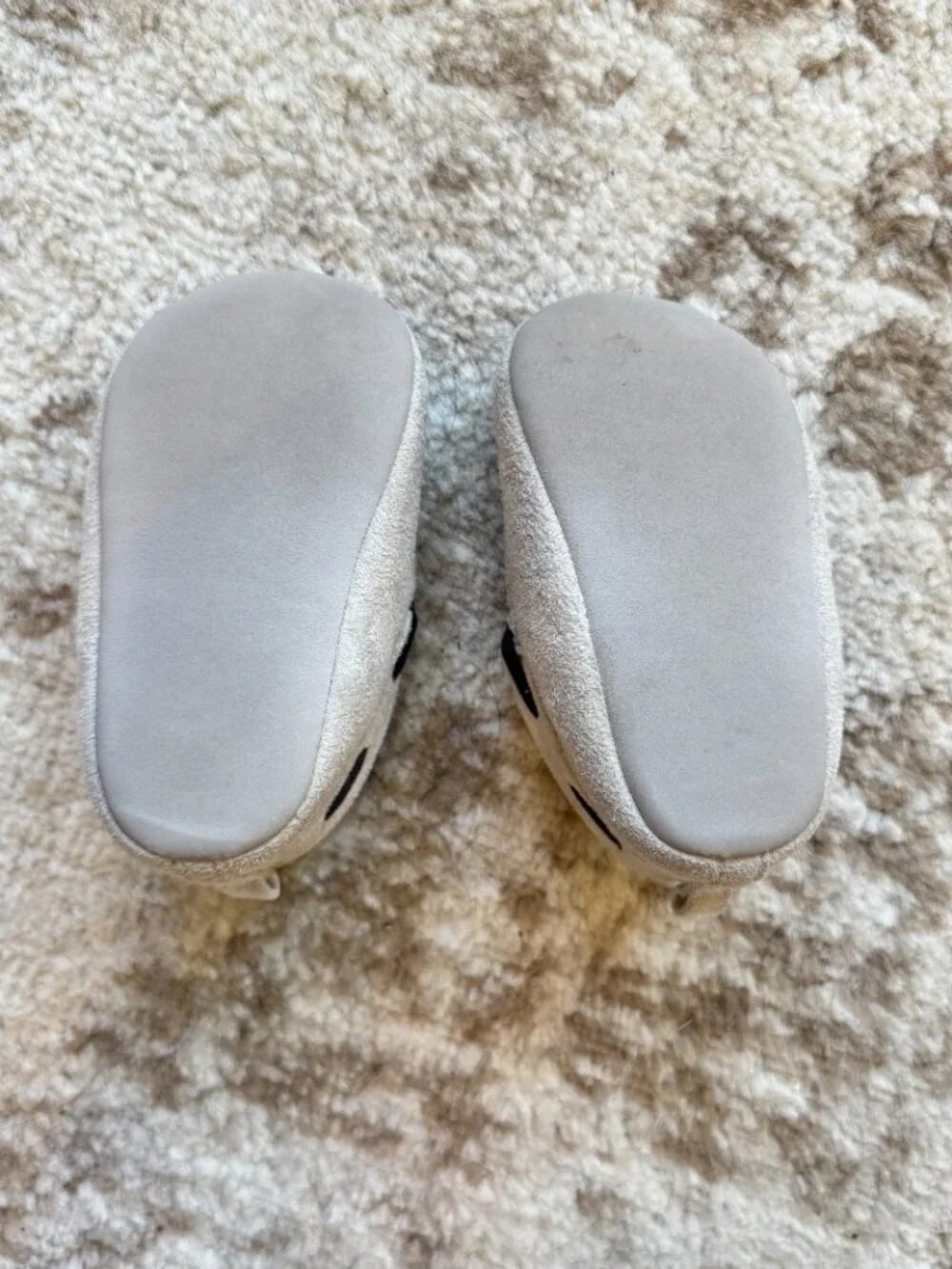 Carters barely worn